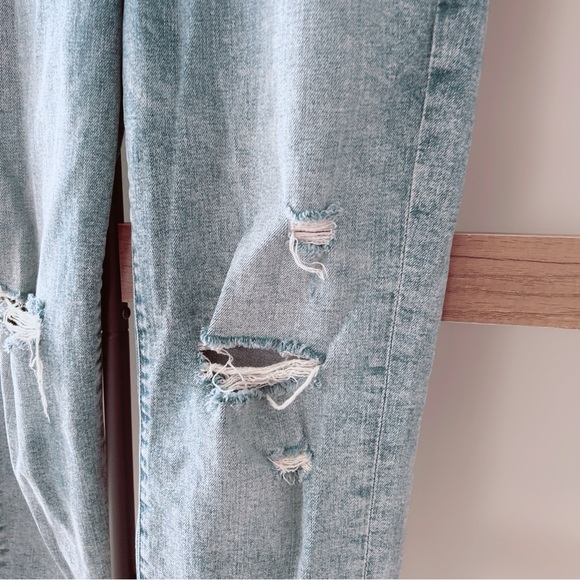 Express Straight Ankle Jeans – Distressed Light Wash Denim Size 8 - Picture 5 of 7